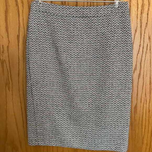 JCrew Factory Pencil Skirt - Picture 2 of 10